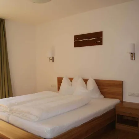 Apart Mountain Lodge Mayrhofen Room photo